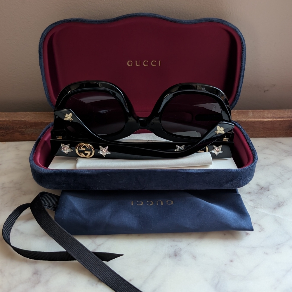 Gucci Black Sunglasses with Gold Accents - Picture 2 of 9